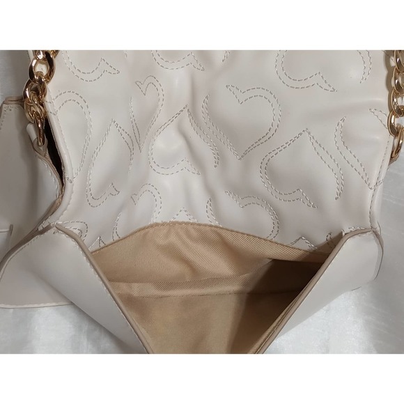 A NEW DAY Embroidered Hearts Purse Ivory White Gold Link Bag - Picture 4 of 6